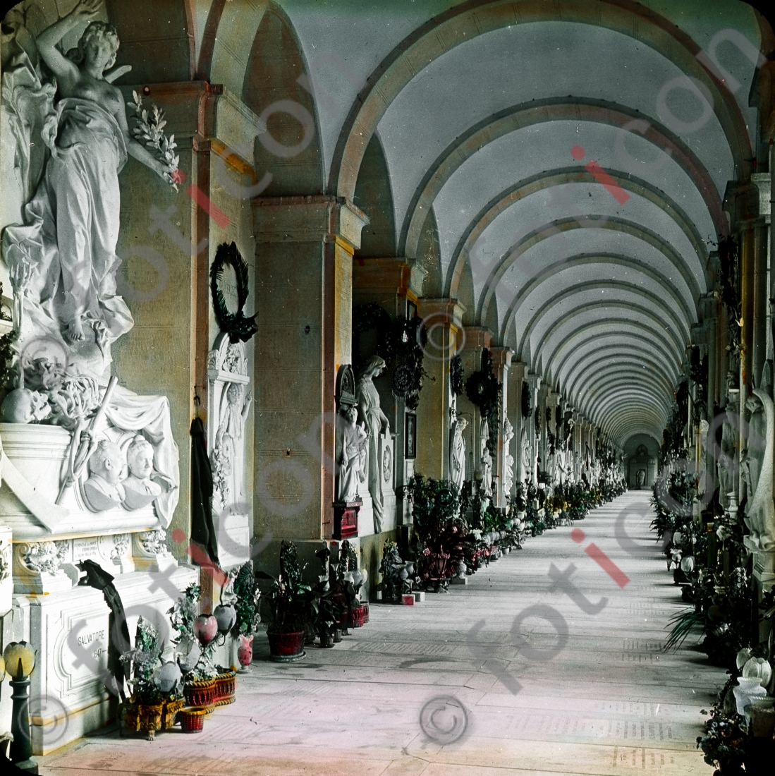 Camposanto | Camposanto  - Foto foticon-simon-149a-002.jpg | foticon.de - Bilddatenbank für Motive aus Geschichte und Kultur